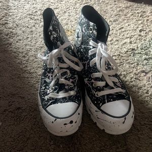 Splattered paint High top converse